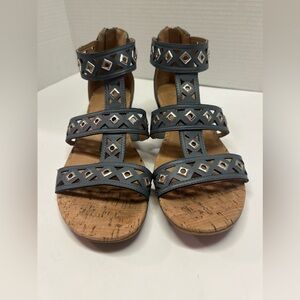 New Directions Women’s Gladiator Sandal Shoes‎ Size 8 1/2 M Blue Silver Studs